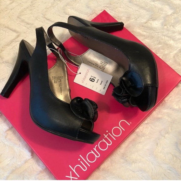 Xhilaration Shoes - <Xhilaration> Sling Back Peep Toe Heels